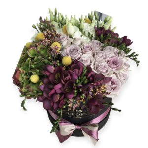 livrare flori online aranjament floral in cutie